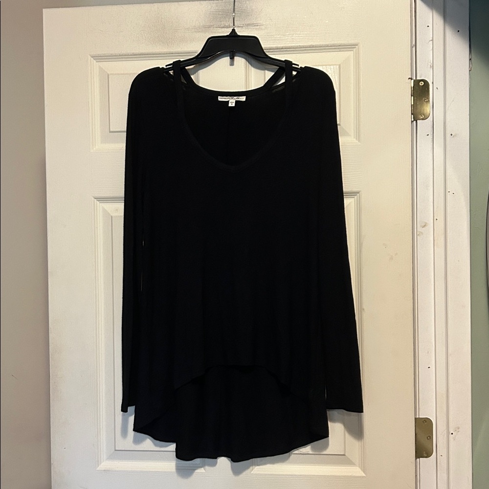 Express One Eleven High Low Sweater Size Large Black